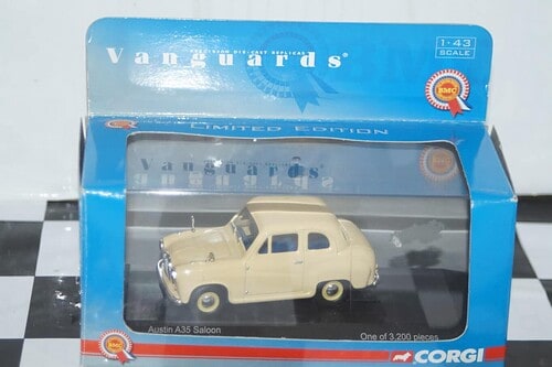 Vanguards austin a35 saloon country cream 1/43 diecast va02309