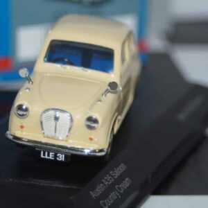 Vanguards austin a35 saloon country cream 1/43 diecast va02309