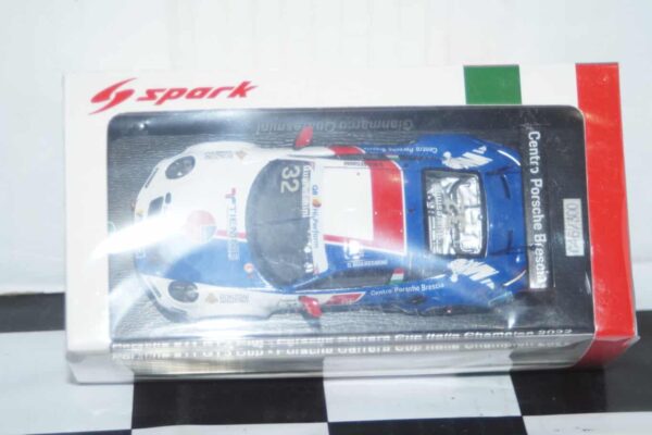 Spark porsche 911 gt3 cup italia champion 2022 1:43 resin s1024