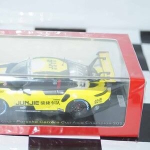 Spark porsche 911 gt3 cup asia champion 2022 1:43 resin sa269