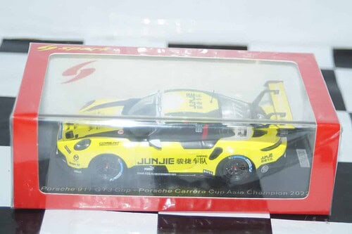 Spark porsche 911 gt3 cup asia champion 2022 1:43 resin sa269