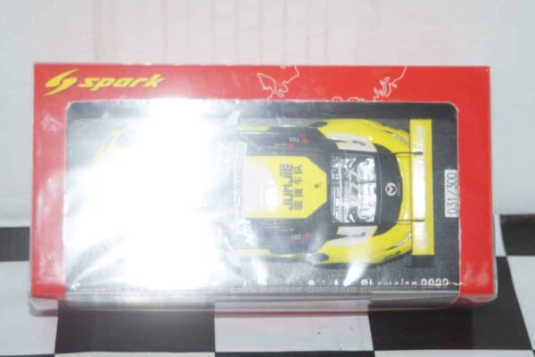 Spark porsche 911 gt3 cup asia champion 2022 1:43 resin sa269