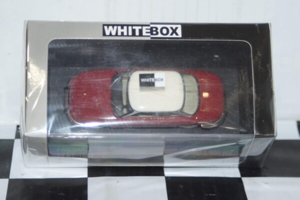 Whitebox aston martin one-77 white 2010 diecast 1/43 scale wb159