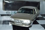 Gama opel senator 3.0e gold 1:25