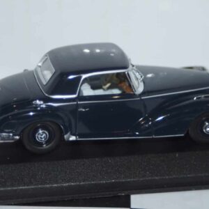 Minichamps mercedes benz 300 s coupe in 1:43 b6 604 0130