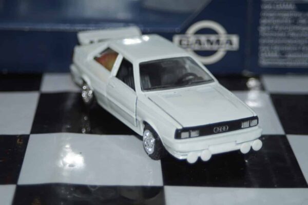 Gama audi quattro white 81173600 in1:43