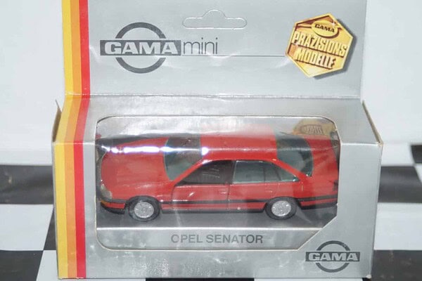 Gama opel vauxhall astra cabrio in red 51026 in 1:43