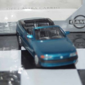 Gama opel vauxhall astra cabrio in red 1135 in 1:43