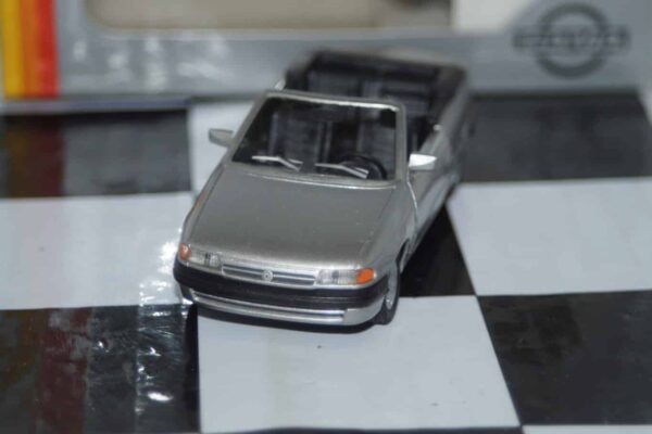 Gama opel vauxhall astra cabrio in silver 51026 in 1:43