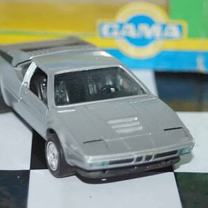 Gama bmw m1 silver 891, green box in 1:43 scale