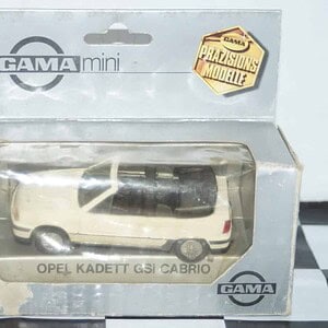 Gama opel vauxhall astra cabrio in white 1135 in 1:43