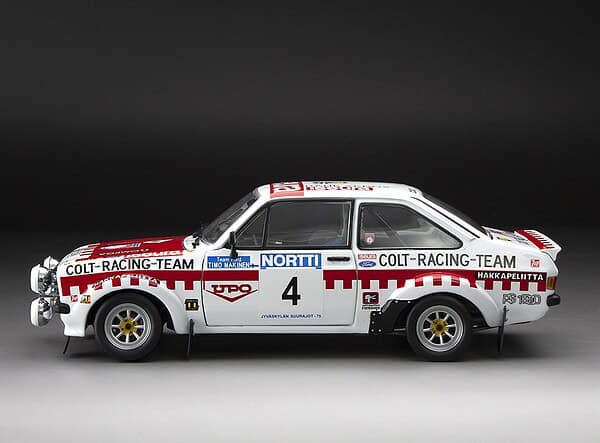 Sunstar ford escort mk2 rs1800 1000 lakes rally 1975 t.makinen ref 4856 1:18 scale