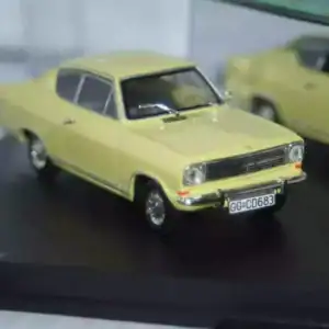Vitesse / skid opel kadett b coupe 1966 yellow 1:43 vcc080