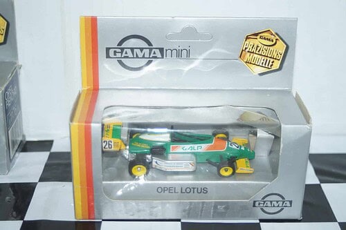 Gama opel lotus rennwagen 81164000 in 1:43 scale