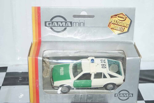 Gama opel vauxhall vectra cavalier polizei 81170000 in 1:43 scale