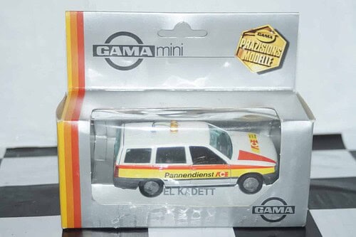 Gama opel vauxhall ascona cavalier polizei 81170000 in 1:43 scale