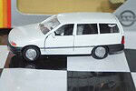 Gama opel vauxhall astra mk3 white 81113000 in 1:43 scale