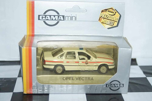 Gama opel vauxhall vectra cavalier ref 1161 in 1:43 scale