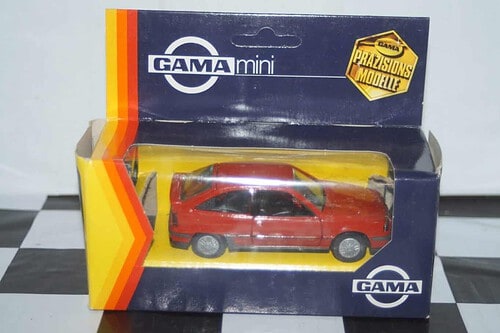 Gama opel vauxhall astra mk2 gli red 81196000 in 1:43 scale