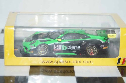 Spark porsche 911 gt3 r dinamic motorsport 24h spa 2022 #54 1:43 resin sb533