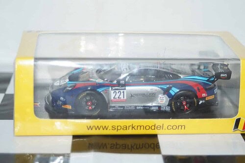 Spark porsche 911 gt3 r gpx martini racing 24h spa 2022 #221 1:43 resin sb529