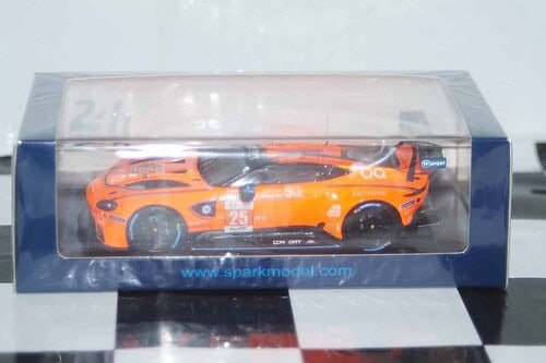 Spark aston martin dbr9 a.m.r bms #100 lm2007 ref s1211 (signed) in 1:43