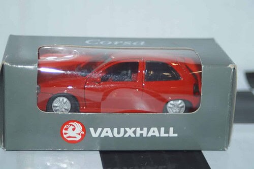 Gama vauxhall corsa gsi red in vauxhall box ref 1005 1:43 scale