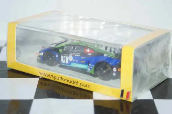 Spark lamborghini huracan gt3 evo emil frey racing 24h spa 2020 1:43 ref sb382