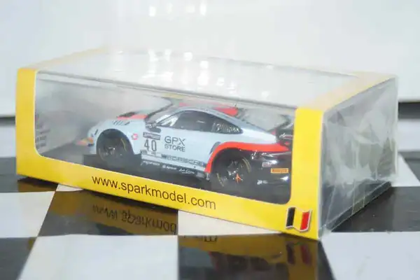 Spark porsche 911 gt3 r gpx racing 24h spa 2020 #40 1:43 resin sb378