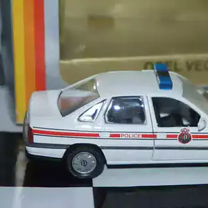 Gama opel vauxhall vectra cavalier ref 1161 in 1:43 scale