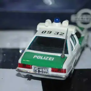 Gama opel rekord polizei ref 893 in 1:43 scale wrong box