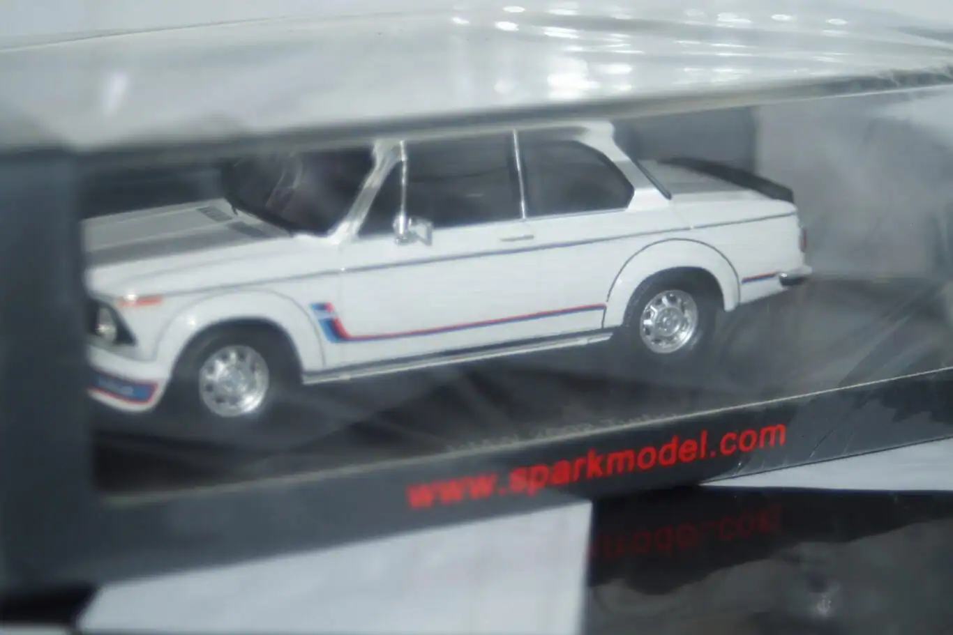 Spark bmw 2002 turbo 1973 white 1:43 resin s2814