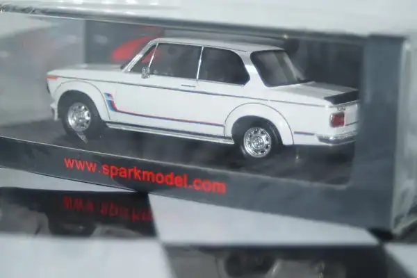 Spark bmw 2002 turbo 1973 white 1:43 resin s2814