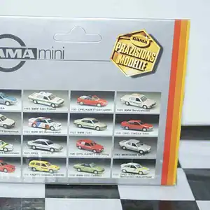 Gama opel vauxhall vectra cavalier polizei 81170000 in 1:43 scale