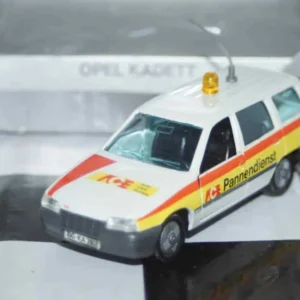 Gama opel vauxhall astra estate ace 81114000 in 1:43 scale