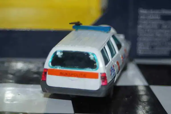 Gama opel vauxhall astra kadett mk2 81199000 in 1:43 scale