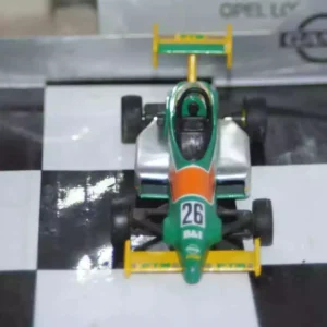 Gama opel lotus rennwagen 81164000 in 1:43 scale