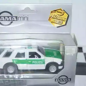 Gama opel vauxhall frontera 5 door polizei 51142 in 1:43 scale