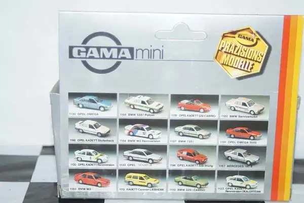 Gama opel vauxhall frontera 5 door polizei 51142 in 1:43 scale