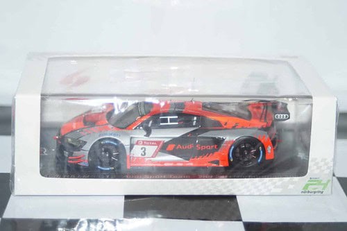Spark audi r8 lms winner 24h spa 2011#33 1:43 ref sb011