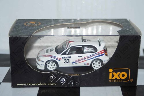 Ixo toyota corolla wrc tour de corse rally 2000 #33 loeb rac062 1:43
