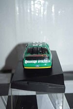 Quartzo ford thunderbird quaker state brett bodine #26 ref 2023