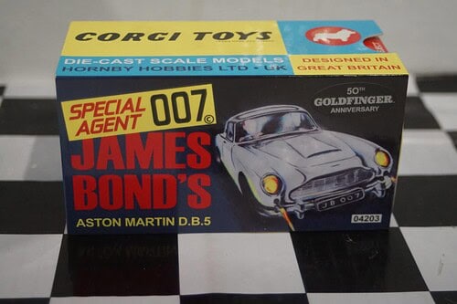 Corgi aston martin db5 james bond 50th goldfinger anniversary 04203 1:43rd