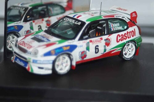 Vitesse toyota corolla wrc tour de corse rally #6 1998 d.auriol v98200 -crack in case