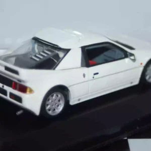 Minichamps ford rs 200 1986 in white 1/43rd 430 080200