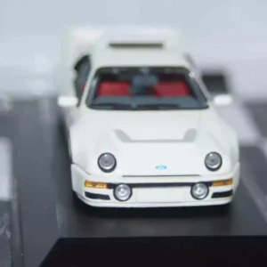 Minichamps ford rs 200 1986 in white 1/43rd 430 080200