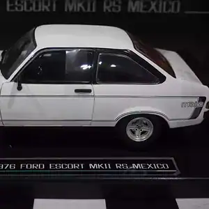Sunstar ford escort mk2 rs mexico diamond white 1976 4633r 1:18