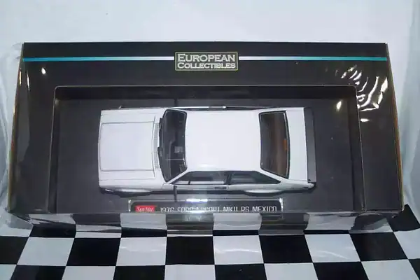 Sunstar ford escort mk2 rs mexico diamond white 1976 4633r 1:18