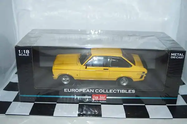 Sunstar ford escort mk2 rs mexico signal yellow 4632r 1:18 scale
