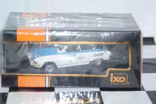 Ixo saab 96 v4 1000 lakes rally 1976 s.lampinen #5 rac378a 1:43 diecast